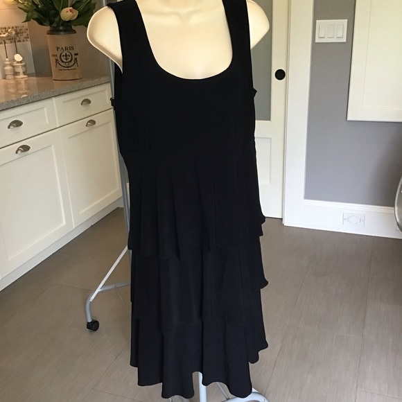 Dress - Picture 2 of 6